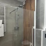 Apartment Ren *