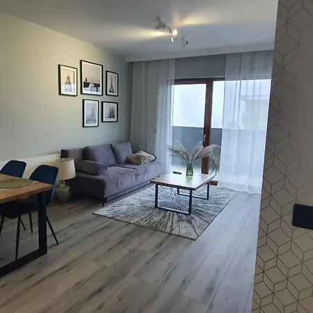 Ren Apartment